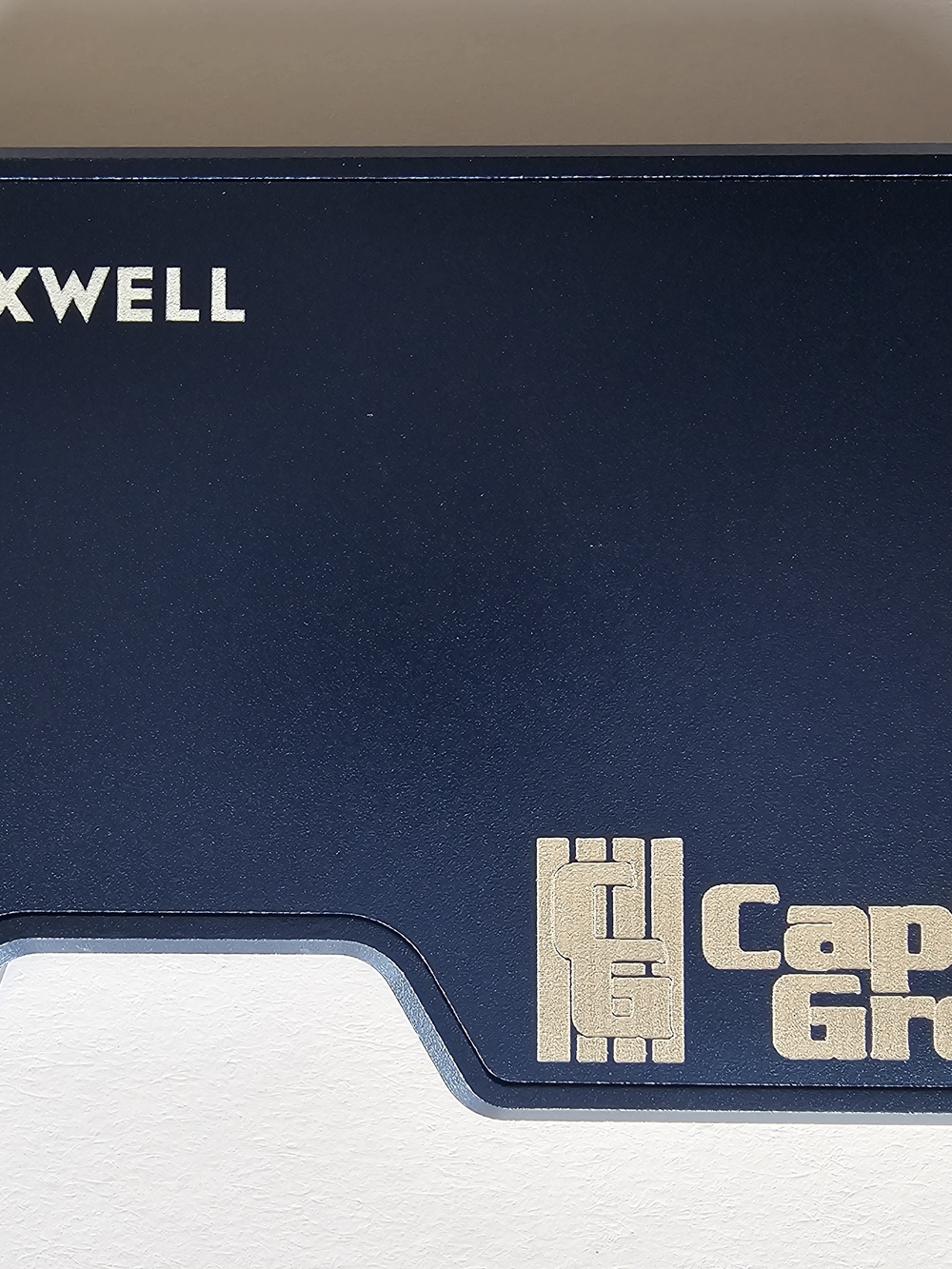 Axwell Mag-Lock Wallet Blue – Brand New in Box – Aluminum